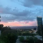 Hollywood Hills Walk To Universal City Views